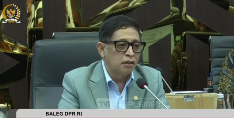 Bob Hasan Paparkan Capaian dan Pergeseran Strategis, DPR Ketok Palu Perubahan Prolegnas 2026